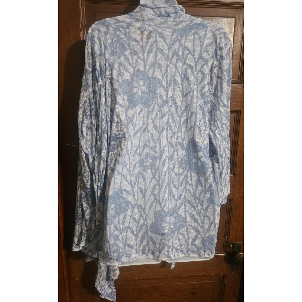 Ruby Rd. Woman's Plus Size Blue Floral Waterfall Open Duster - Picture 6 of 7